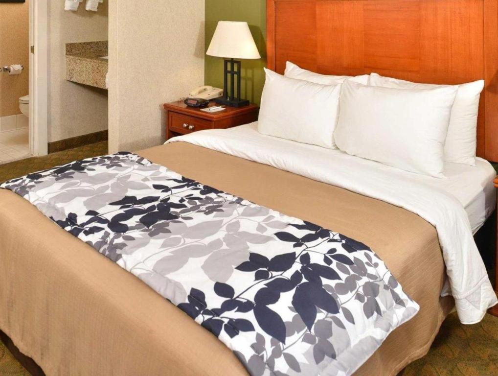 Sleep Inn Airport Phoenix Exterior photo